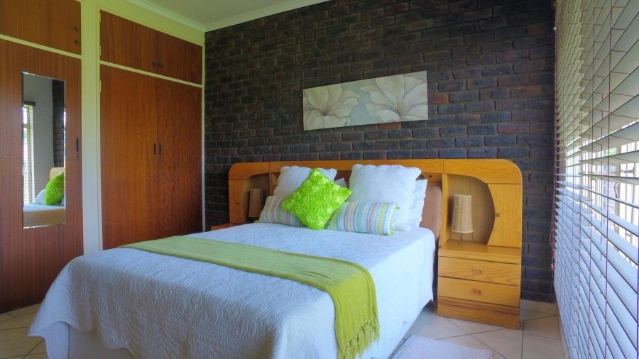 4 Bedroom Property for Sale in Safari Gardens North West